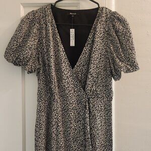 NWT Madwell wrap dress